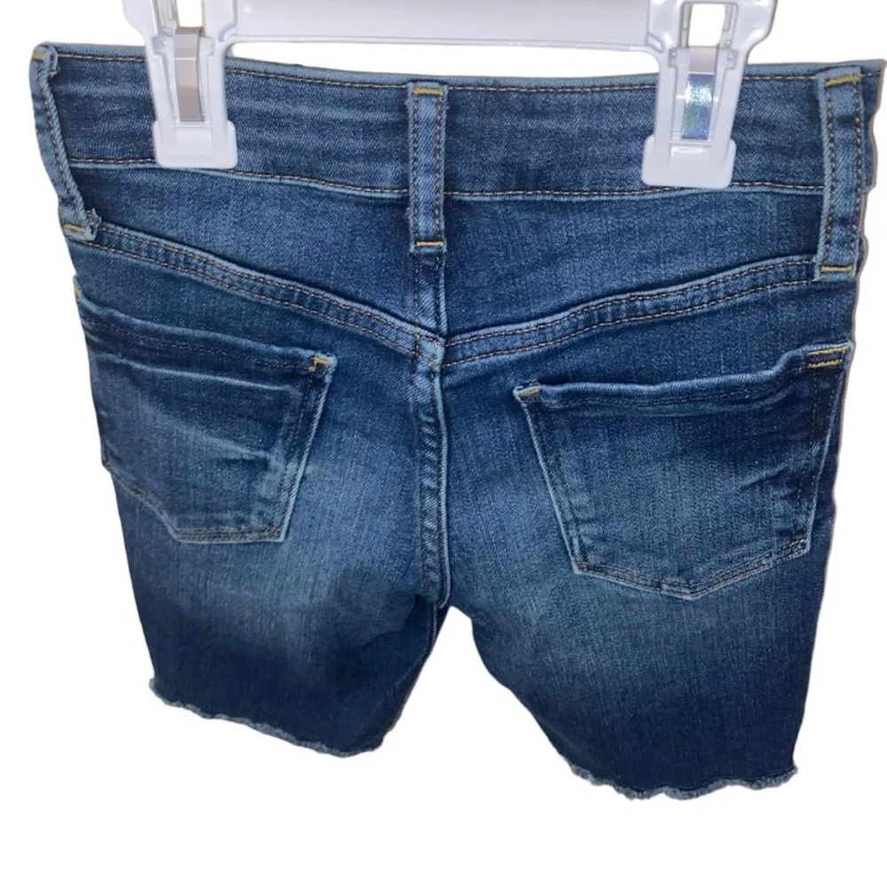 Gap Girls High Rise Bermuda Denim Shorts Raw Hem Size 6